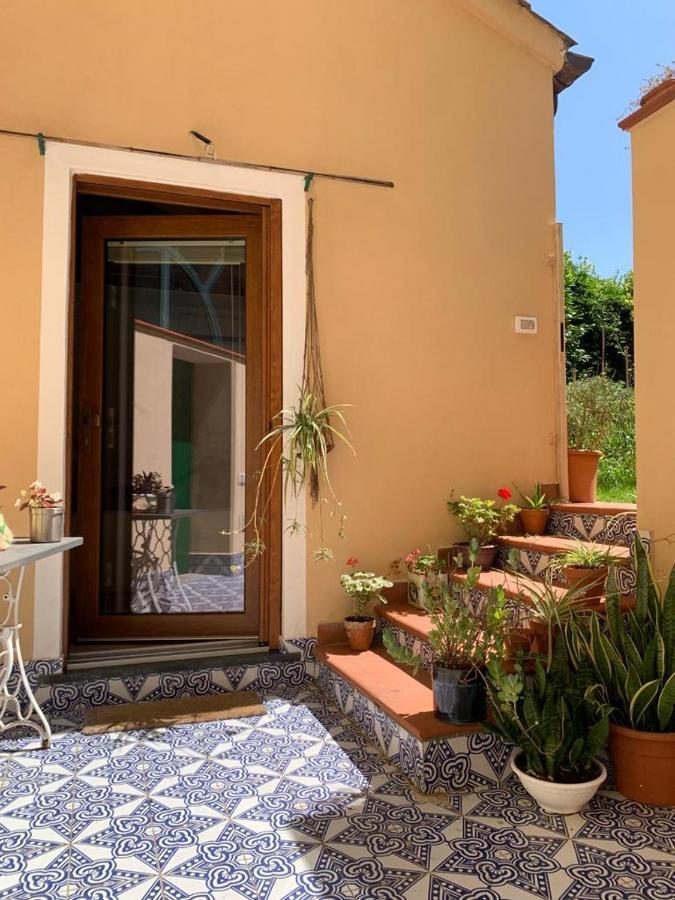 La Stanza In Giardino Panzió Cava deʼ Tirreni Kültér fotó